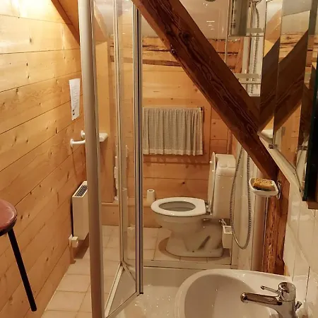 Chalet Familial Spacieux Et Chaleureux